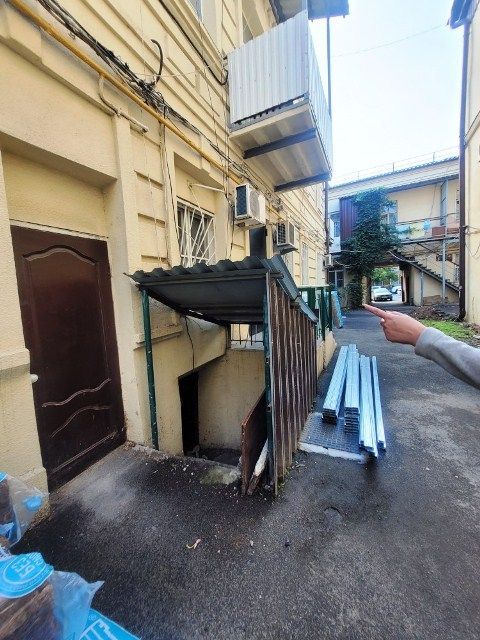 Вход в подвал в доме Камерштейна по новой версии.