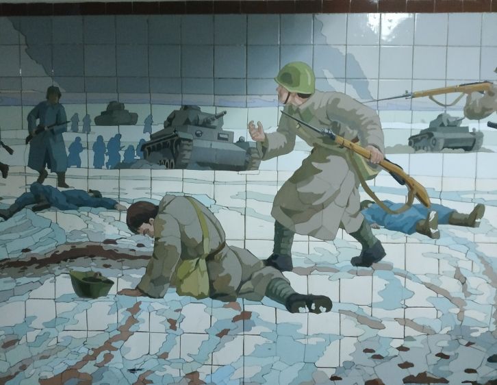 Фрагмент мозаичной панорамы «Танковое сражение» Фрагмент мозаичной панорамы «Танковое сражение»