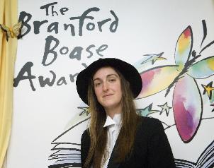 Нажмите для увеличения. Фрэнсис Хардинг выигрывает премию Брэнфорда Боуза. Фото с сайта:  http://www.franceshardinge.com/paint_factory/black_hat.html